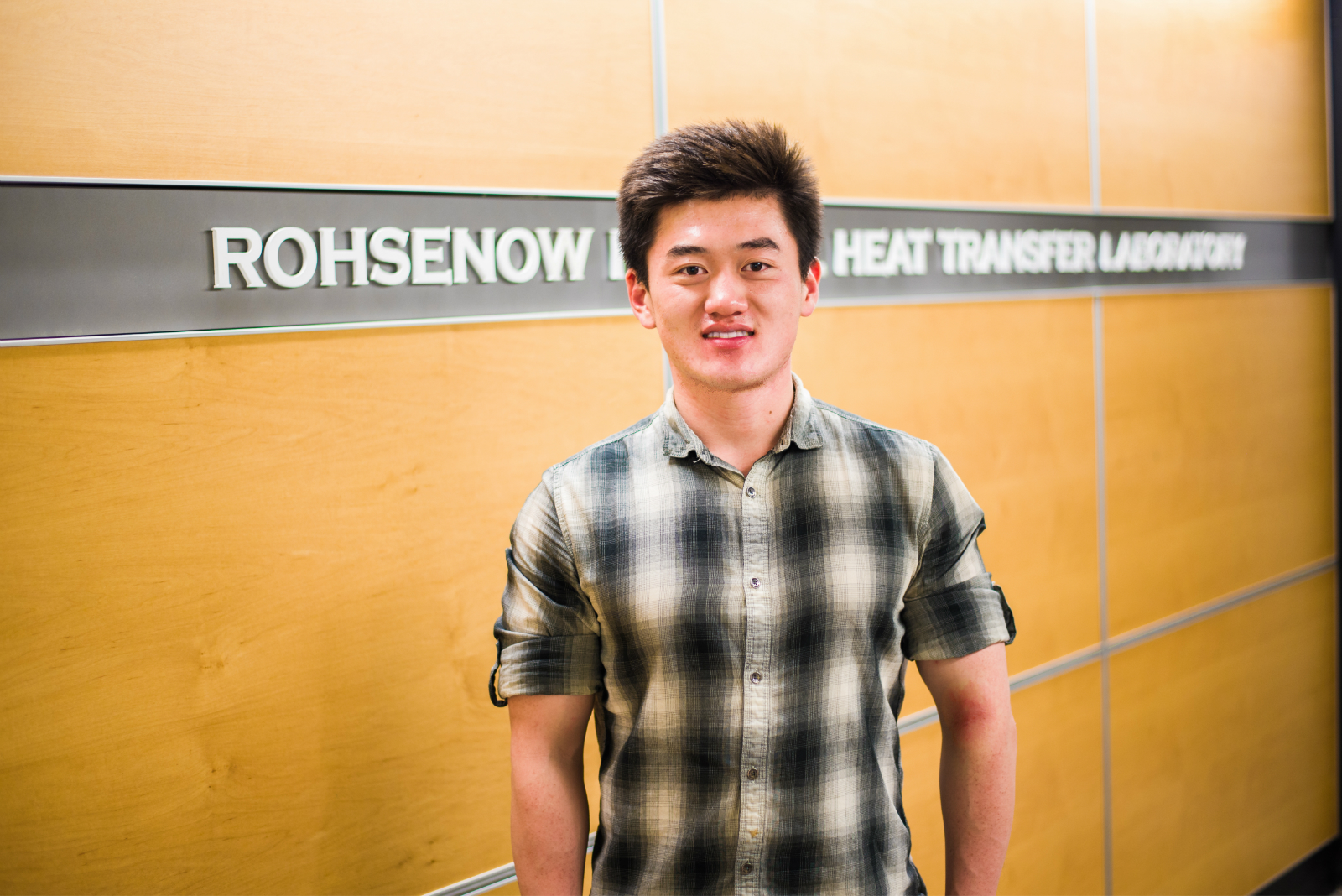 来自清华大学-2017年蒋震海外研究生得奖者